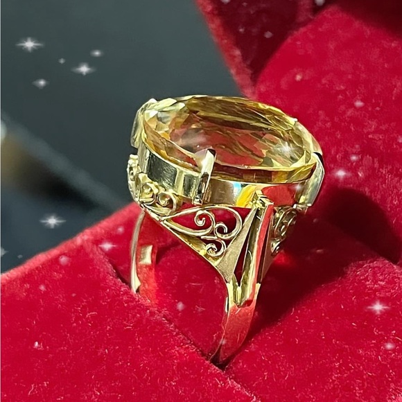 ๐๐sold๐๐Oval Shape Citrine Solitaire Ring - Picture 6 of 9